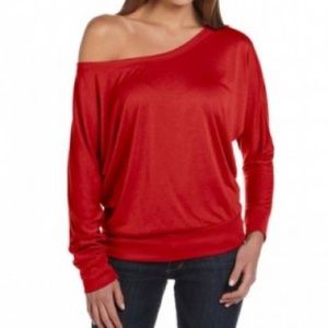Off shoulder flowy long sleeve top red Bella